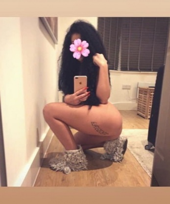 Алисия, 22 года, 2 размер груди